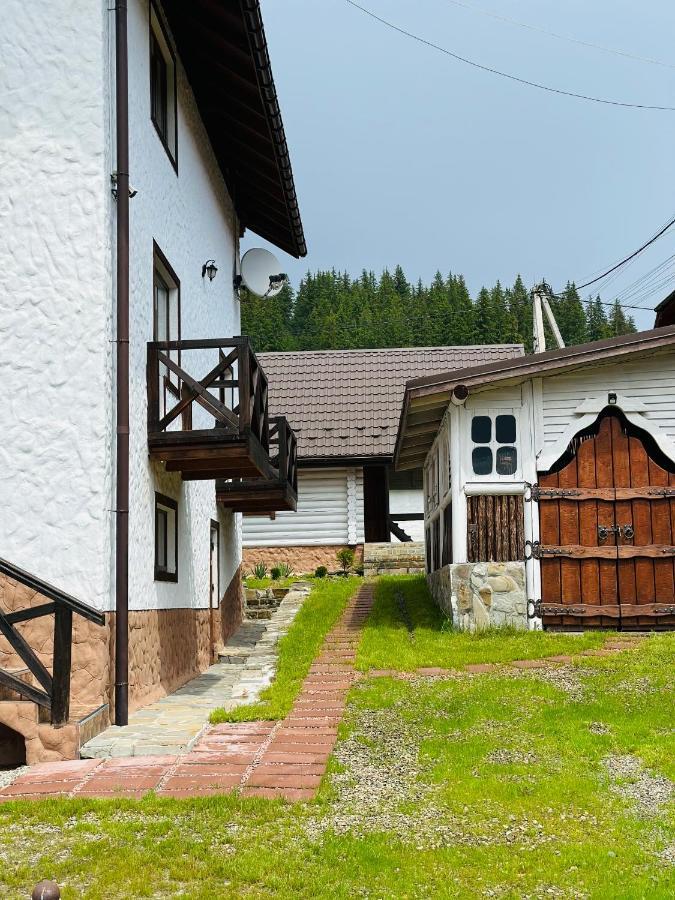 Guest House Lileya Буковел Екстериор снимка