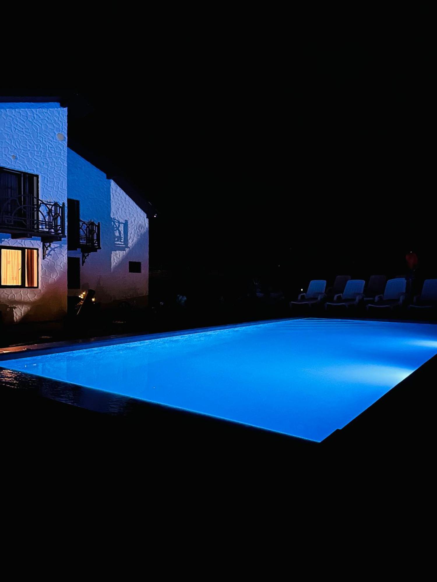 Guest House Lileya Буковел Екстериор снимка